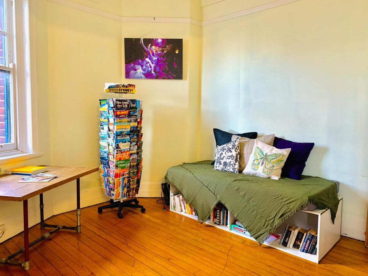 Bert'S Backpackers Hostel Sydney Exterior photo